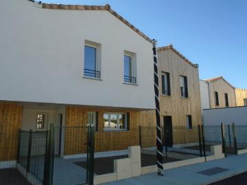 Location Maison 4 pièces 86m² AMBARES ET LAGRAVE 33440