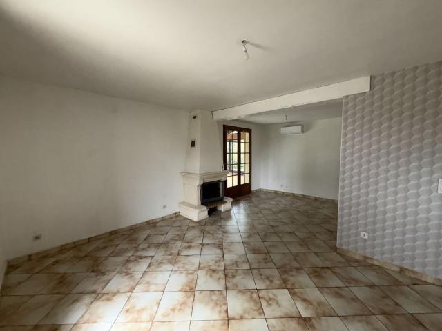 Location Maison 4 pièces 86m² ROQUEFORT 47310
