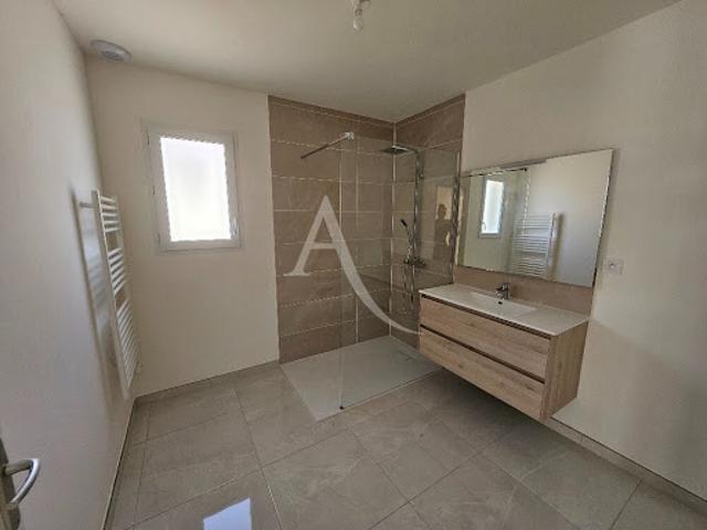 Location Maison 4 pièces 87.3 m2 Le Sequestre