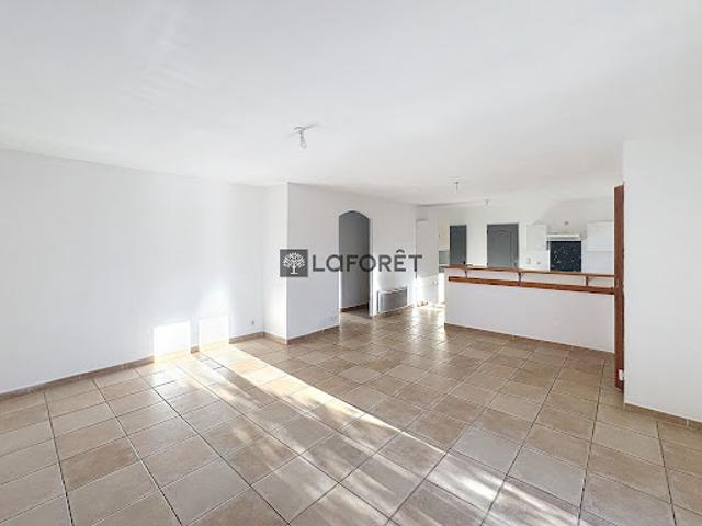 Location Maison 4 pièces 88.3 m2 Lançon Provence