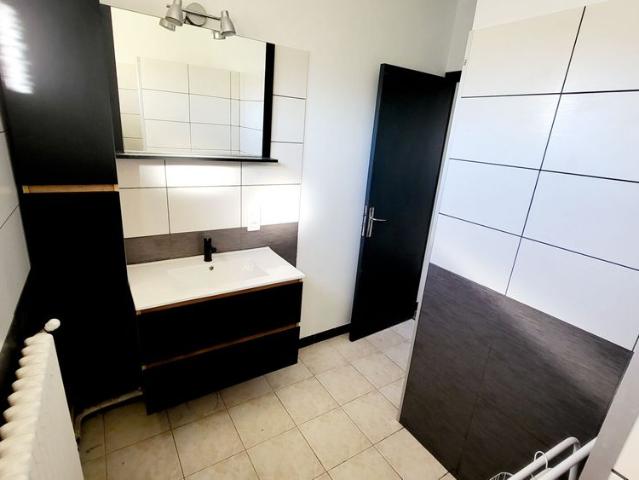Location maison 4 pièces, 88.00m², Carcassonne