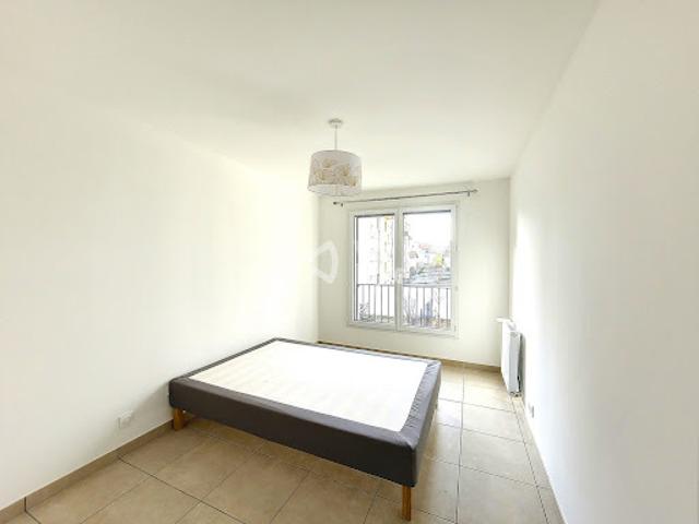 Location Maison 4 pièces 88 m2 Lyon 8ème