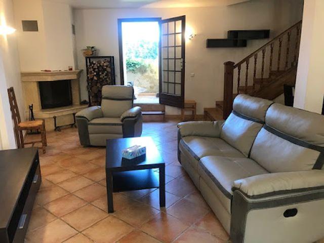 Location Maison 4 pièces 88 m2 Peyrolles en Provence