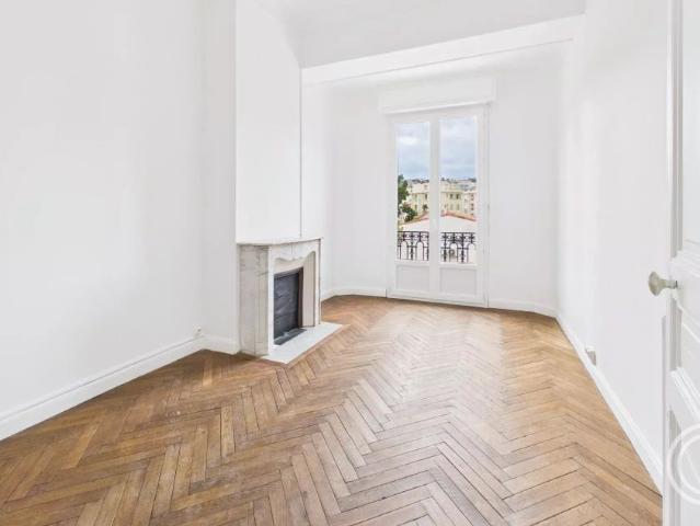 Location Maison 4 pièces 88m² NICE 06100