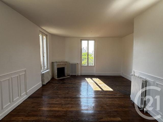 Location Maison 4 pièces 88m² FAREMOUTIERS 77515