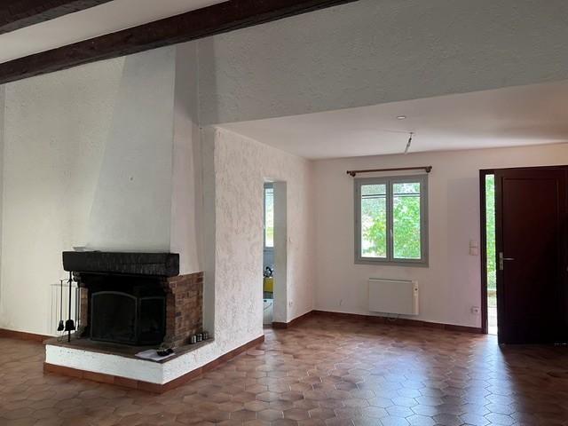 Location Maison 4 pièces 88m² LA CELLE 83170