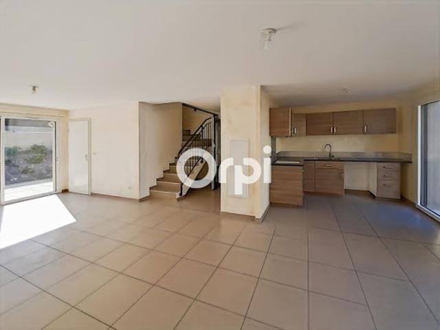 Location Maison 4 pièces 89.15 m2 Saint Martin en Haut