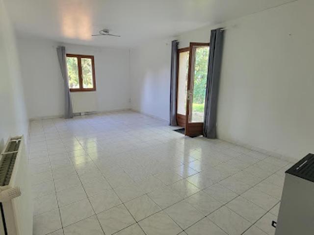 Location Maison 4 pièces 89.38 m2 Marcillac Saint Quentin