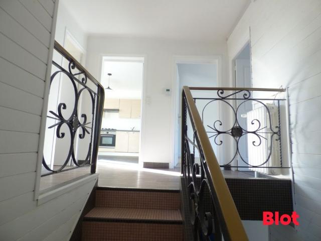 Location Maison 4 pièces 89m² ST AVE 56890