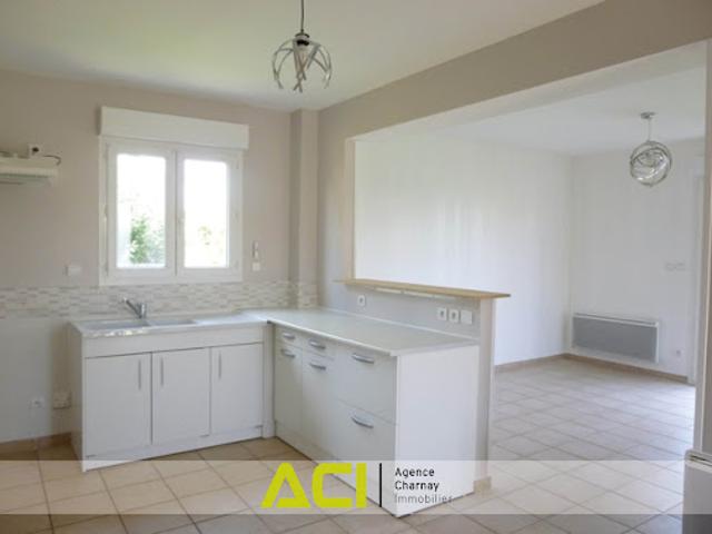 Location Maison 4 pièces 90.32 m2 Prisse