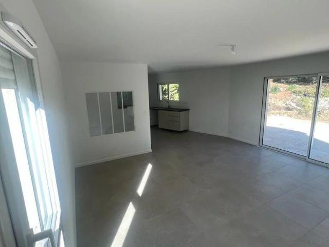 Location Maison 4 pièces 90 m2 à Pélissanne