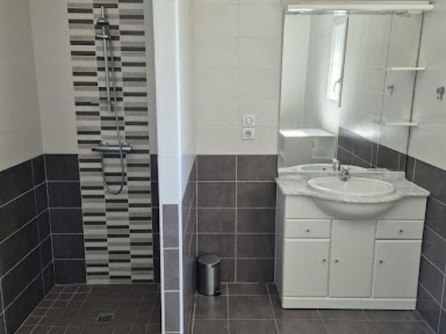 Location Maison 4 pièces 90 m2 Angouleme
