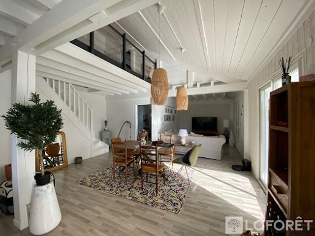 Location Maison 4 pièces 90 m2 Agonac