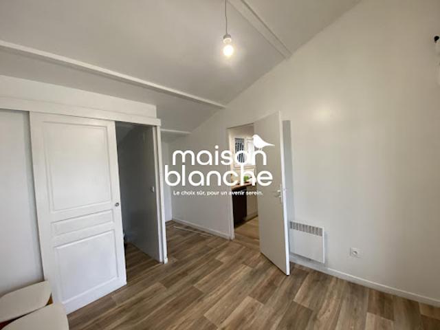 Location Maison 4 pièces 90 m2 Izon