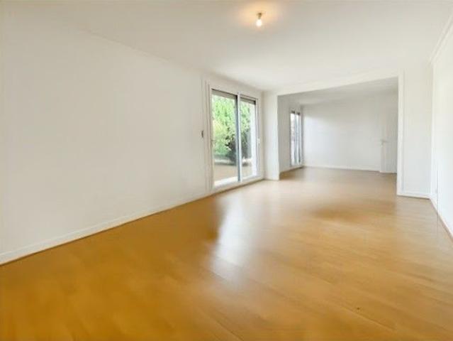 Location Maison 4 pièces 90 m2 Le passage