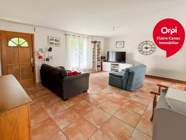 Location Maison 4 pièces 90m² LABRUGUIERE 81290