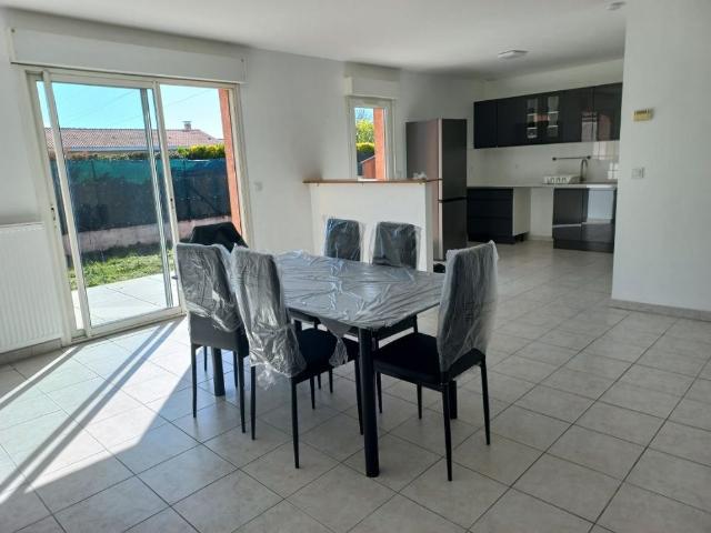Location Maison 4 pièces 90m² LONGAGES 31410