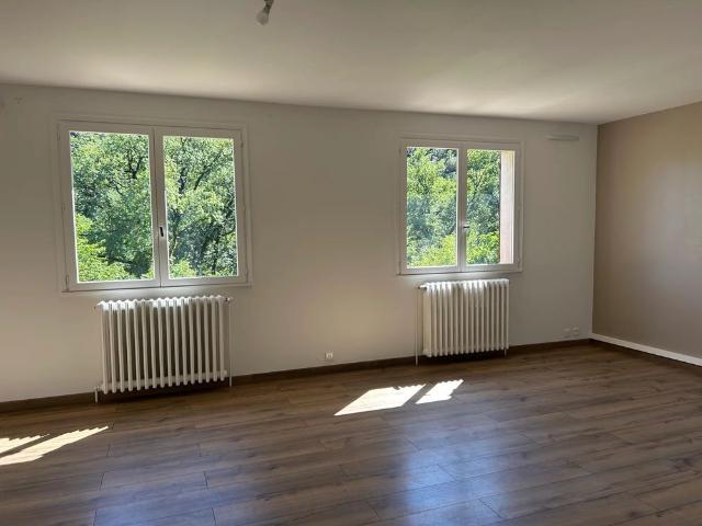 Location Maison 4 pièces 90m² VENCE 06140