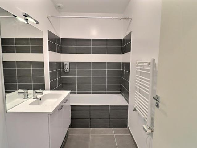 Location Maison 4 pièces 91.65 m2 Les Avenières