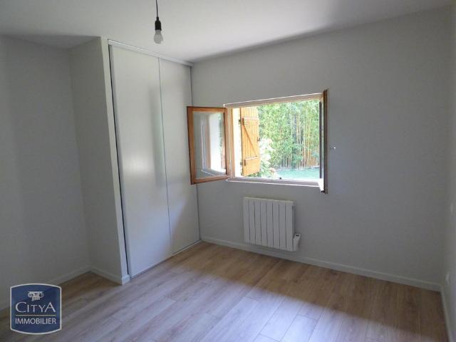 Location Maison 4 pièces 91m² BRUGES 33520
