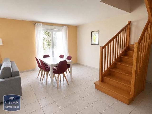 Location Maison 4 pièces 92m² FOUGERES 35300