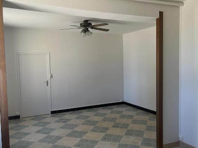 Location Maison 4 pièces 93 m2 Josnes