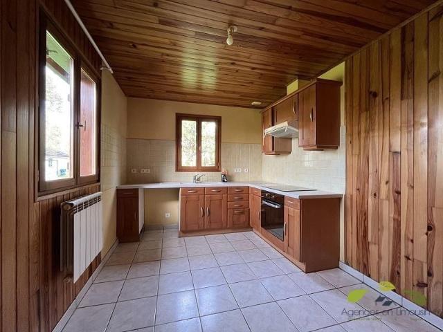 Location Maison 4 pièces 93m² ST JUST LE MARTEL 87590