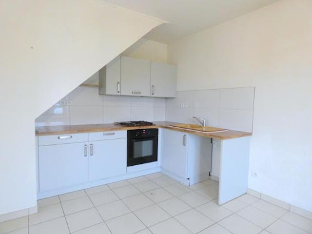 Location Maison 4 pièces 94.25 m2 Saint Genis Laval
