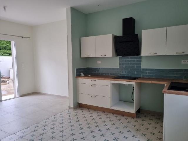 Location Maison 4 pièces 94m² NARBONNE 11100
