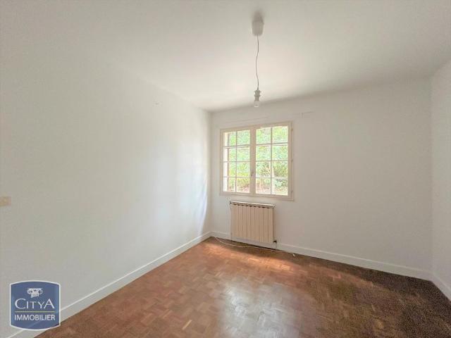 Location Maison 4 pièces 94m² FRONSAC 33126