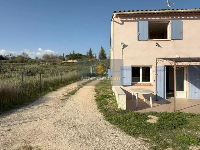 Location Maison 4 pièces 95 m2 à Apt