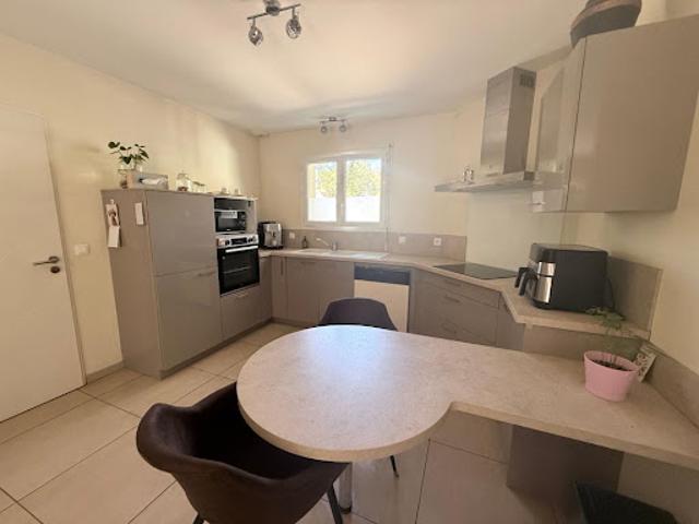 Location Maison 4 pièces 95 m2 Benquet