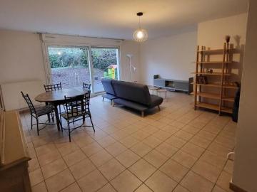 Location Maison 4 pièces 95m² BRON 69500