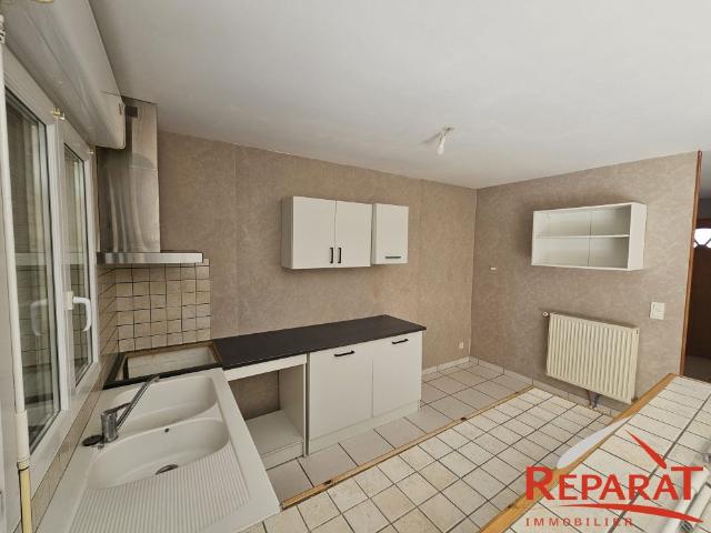 Location Maison 4 pièces 95m² ST PANTALEON DE LARCHE 19600