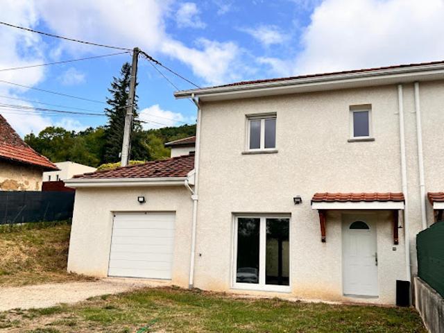 Location Maison 4 pièces 96 m2 Cessieu
