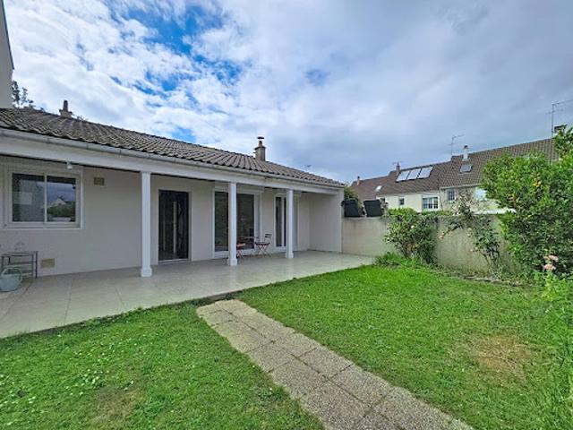 Location Maison 4 pièces 96.83 m2 Mantes la Jolie