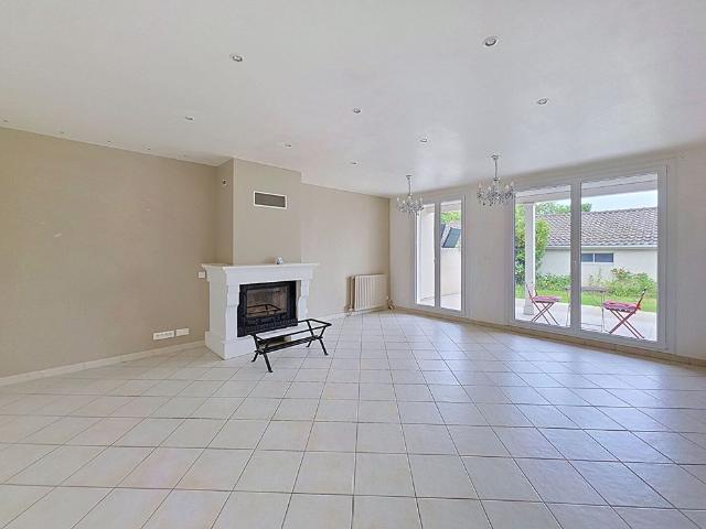 Location maison 4 pièces, 96.83m², Mantes la Jolie