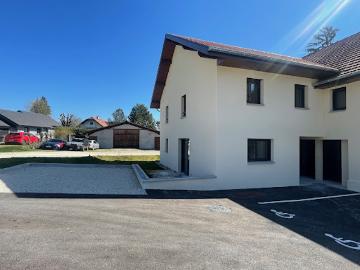 Location Maison 4 pièces 96 m2 Vallières sur Fier
