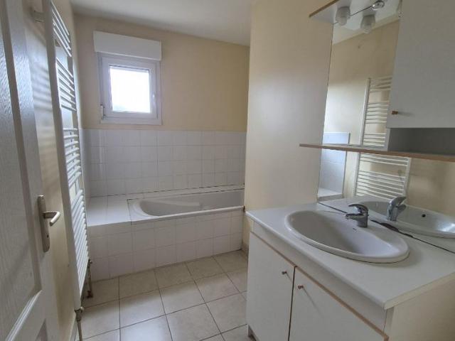 Location Maison 4 pièces 96m² CAUDRY 59540