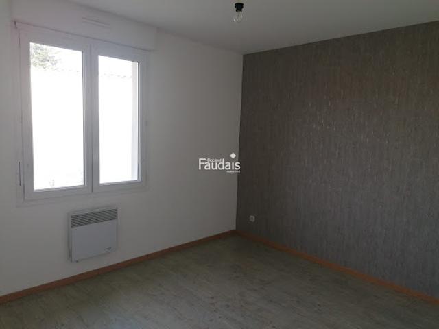 Location Maison 4 pièces 97.21 m2 Roncey