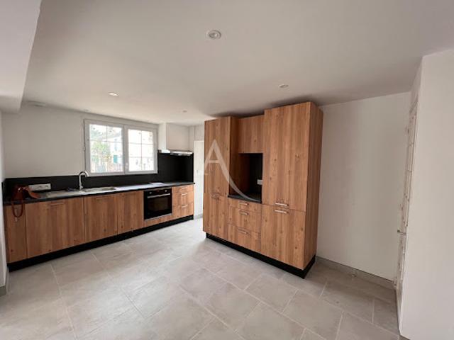 Location Maison 4 pièces 97 m2 Saint leger