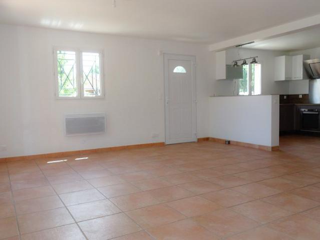 Location Maison 4 pièces 97m² ST GENIES DE MALGOIRES 30190