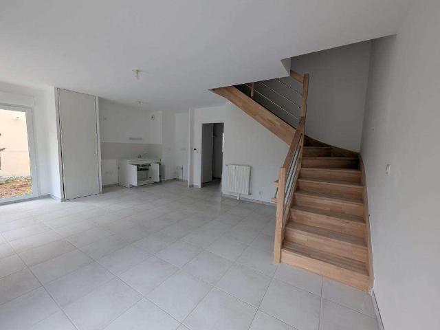 Location maison 4 pièces Carhaix Plouguer 29