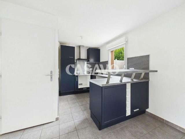 Location maison 4 pièces avec 2 stationnements Vénissieux 69200