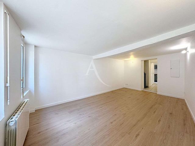 Location maison 4 pièces Mayenne 53