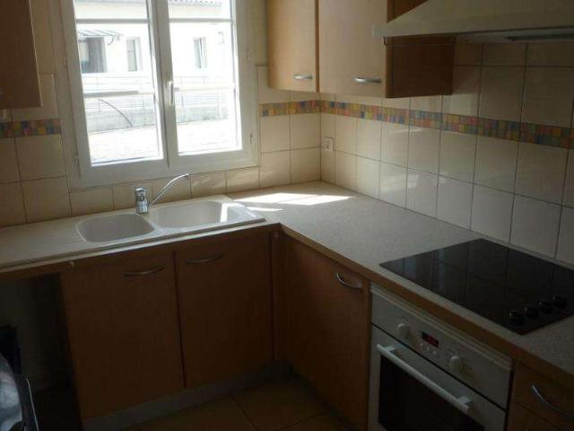 Location maison 4 pièces Sainte Terre 33