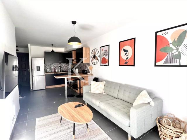 LOCATION MAISON 4P VILLENEUVE LOUBET TERRASSE 20M2 PARKING