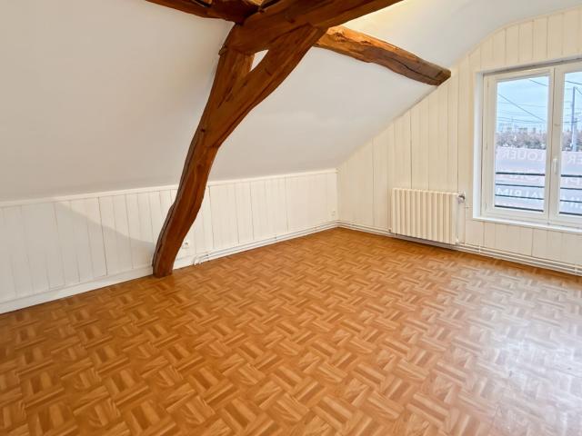 Location maison, 51.95 m² T 3 à Olivet, 812 €