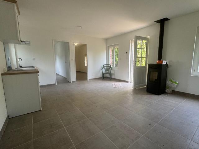 Location maison, 52 m² T 2 à Wavignies, 775 €