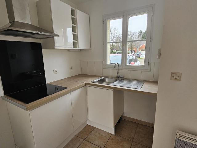 Location maison, 55.88 m² T 3 à Orléans, 724 €